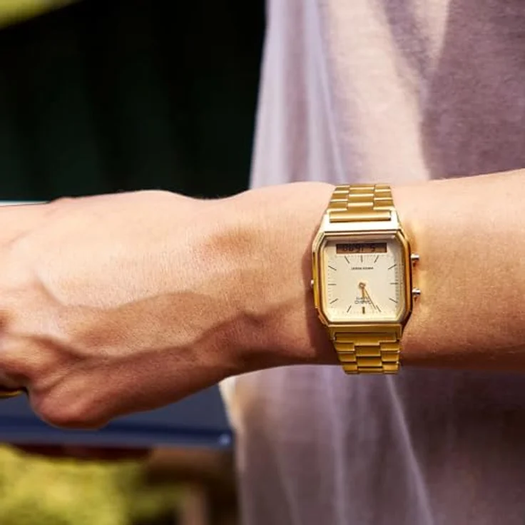 CASIO Unisex Armbanduhr Analog-Digital Quarz Edelstahl AQ-230GA-9DMQYES, LED light, Edelstahlarmband, Wasserdicht bis 10 bar, Zweite Zeitzone, Gold – Bild 3