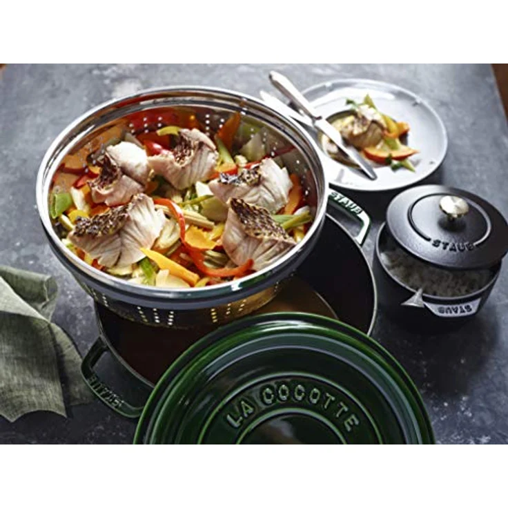 STAUB Gusseisen Bräter-Cocotte, mit Dämpfeinsatz, rund 26 cm, 5,2 L, basilikum - grün – Bild 8