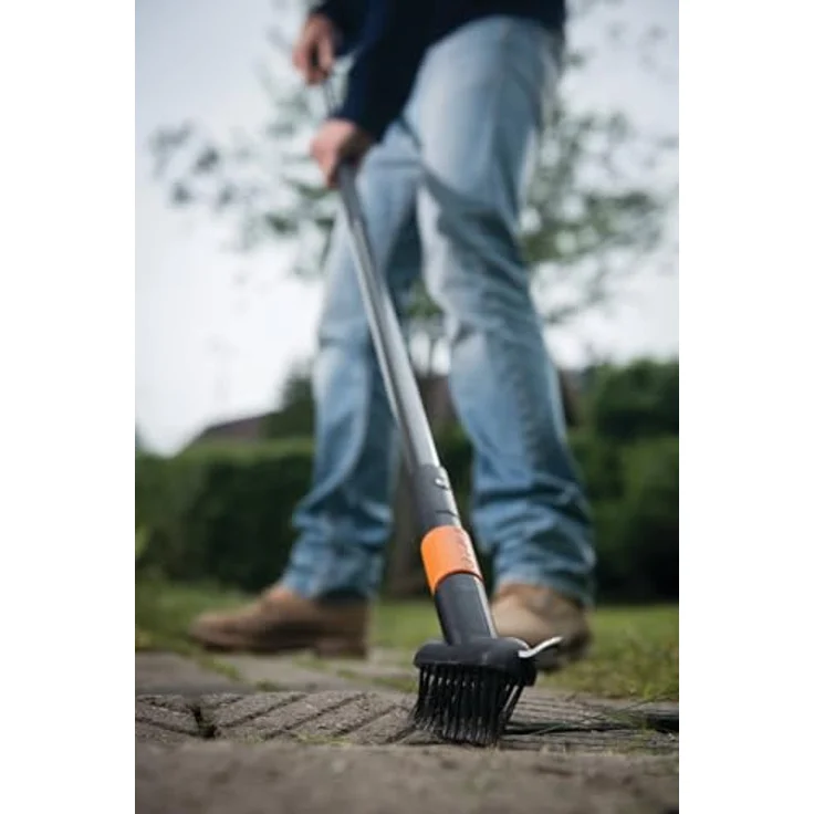 Fiskars QuikFit Fugenbürste 1000657, Stahlborsten zur effektiven Reinigung von Fugen und Mauerkanten, leicht und stabil aus glasfaserverstärktem Kunststoff – Bild 8