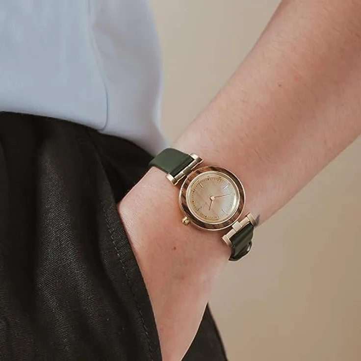 HOLZKERN Damenuhr Quarz Laura Zebrano/Eiche, elegante Armbanduhr mit goldbeschichtetem Edelstahl und grünem Lederband, spritzwassergeschützt – Bild 3