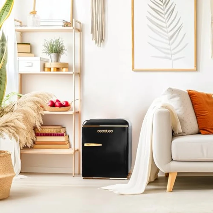 Cecotec Kleiner Kühlschrank - Retro-Tischkühlschrank 45L Bolero CoolMarket TT Origin 45 Black E, 55cm hoch und 44,7cm breit, Energieeffizienzklasse E, Icebox und verchromter Griff, Schwarz – Bild 3