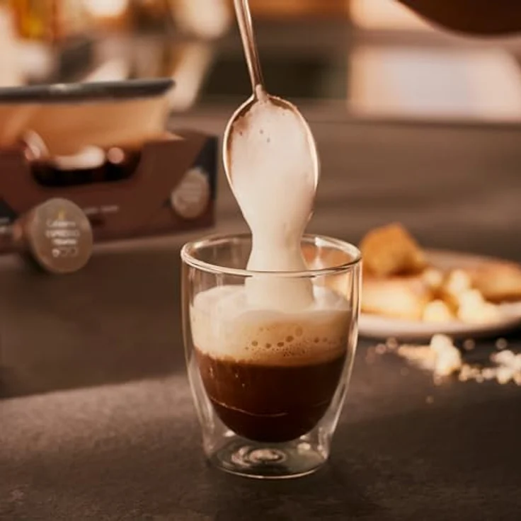 Tchibo Hand-Milchaufschäumer akkubetrieben, Spülmaschinengeeigneter Edelstahlquirl, inkl. USB-Ladekabel, für Latte Macchiato, Cappuccino und Kakao, Schwarz – Bild 5