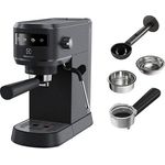 Electrolux E6EC1-6BST Explorer 6 Espresso-Cappuccino-Maschine, Wärmekontrolltechnologie, herausnehmbares Abtropfblech, Milchaufschäumer, 1250-1450 W