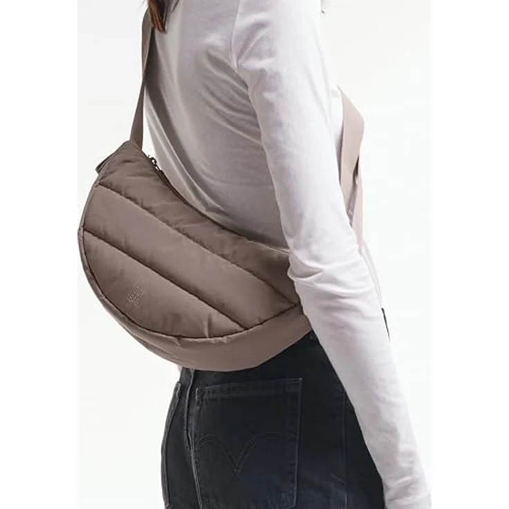 Got Bag PUFFER MOON BAG SMALL MONOCHROME, Umhängetasche aus recyceltem Material, wasserabweisend, Farbe: oyster – Bild 4