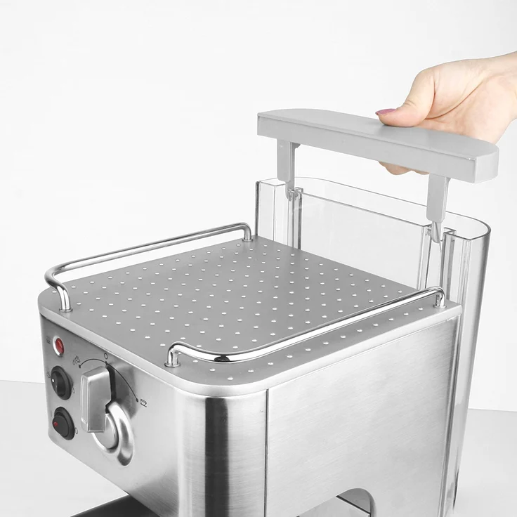 Gastroback 42606 Design Espresso Plus, Espressomaschine, Siebträger, professionelle, ital. Espressopumpe (Ulka-15 bar), 1250 Watt, 18-8 Edelstahl, silber – Bild 6