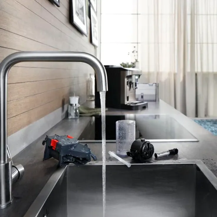 De'Longhi Magnifica Evo ECAM 290.81.TB, Kaffeevollautomat, One Touch, schwarz mit Milchbehälter, mit Milchaufschäumsystem, schlauchloses Milchsystem – Bild 4
