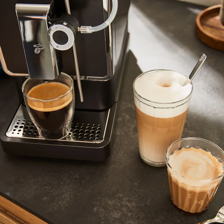 Tchibo Kaffeevollautomat Esperto Pro mit One Touch Funktion für Caffè Crema, Espresso, Cappuccino und Milchschaum, Anthrazit – Bild 8