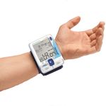 Paul Hartmann AG Veroval Handgelenk-Blutdruckmessgerät 925321 Arrythmie-Erkennung, für Oberarmumfänge von 12,5 - 21 cm