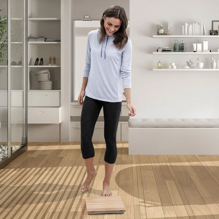 medisana PS 440 digitale Personenwaage aus Bambus bis 180 kg, Badezimmerwaage mit automatischer Abschaltung und unsichtbarem LED-Display – Bild 3