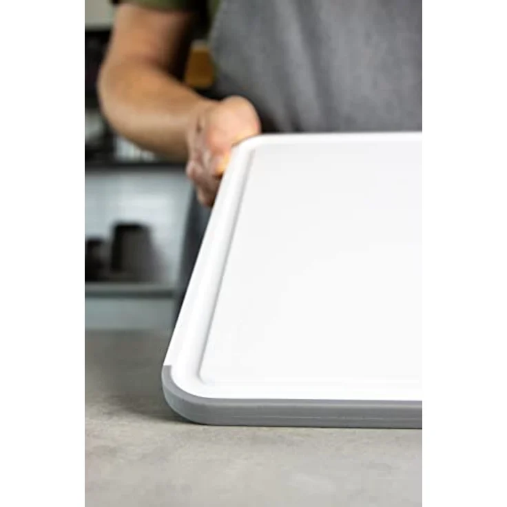 Kitchen Craft Klassisches Schneidebrett-Set, 2 rutschfeste und BPA-freie Schneidebretter aus nicht saugfähigem Polypropylen mit Umfangsbrett, 20 x 25 cm und 35 x 28 cm (KEG710NOSMGA) – Bild 5