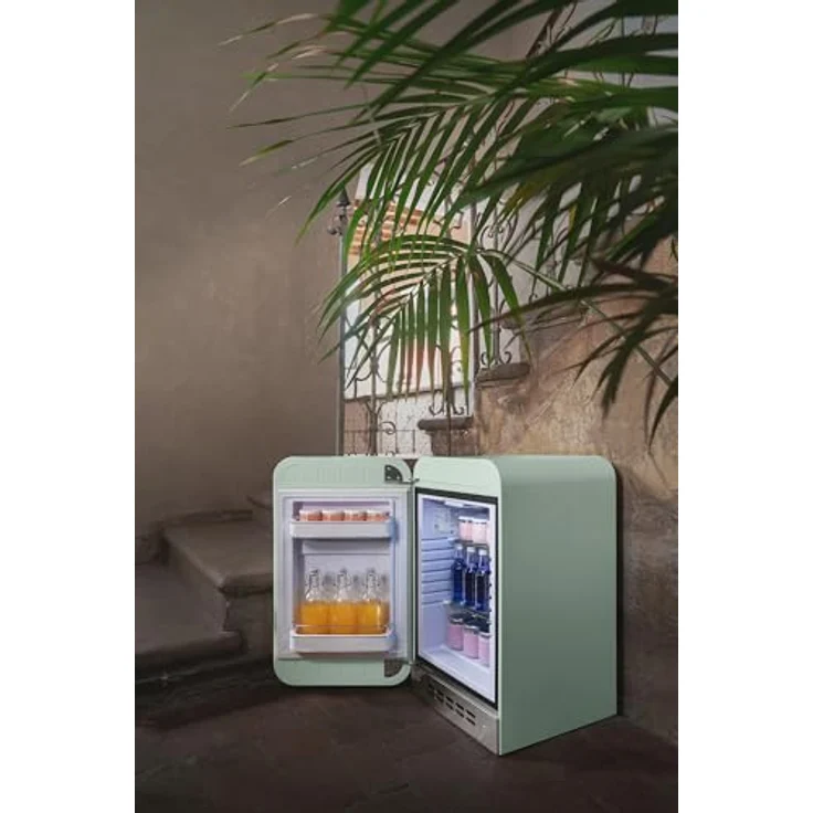 Smeg FAB5RPG6, Retro Minikühlschrank mit leuchtender Innenbeleuchtung und schneller Kühlung, grün – Bild 3