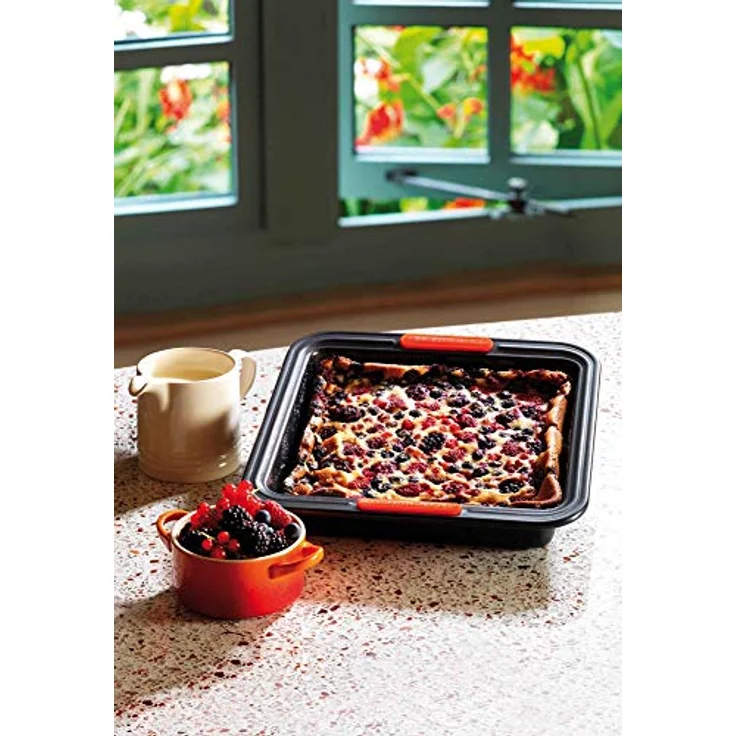 Le Creuset Antihaft Backform, Quadratisch, 23 x 23 x 5 cm, PFOA-frei, Sauerteigbeständig, Aus Karbonstahl gefertigt, Anthrazit-Orange – Bild 3