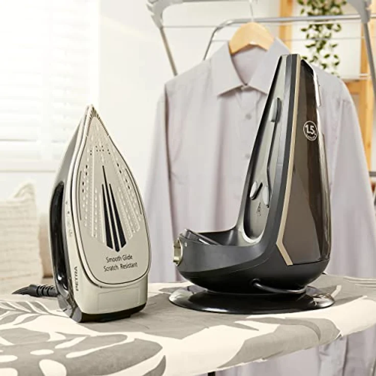 Petra PF01483VDEEU7 Anti-Kalk Bügeleisen Dampfstation - 2600W, XL 1,5L Wasserbehälter, 30 Min Kontinuierlicher Dampf, Keramik Bügelsohle, Groß Dampfbügeleisen Mit Kompktbasis und Verriegelungssystem – Bild 3