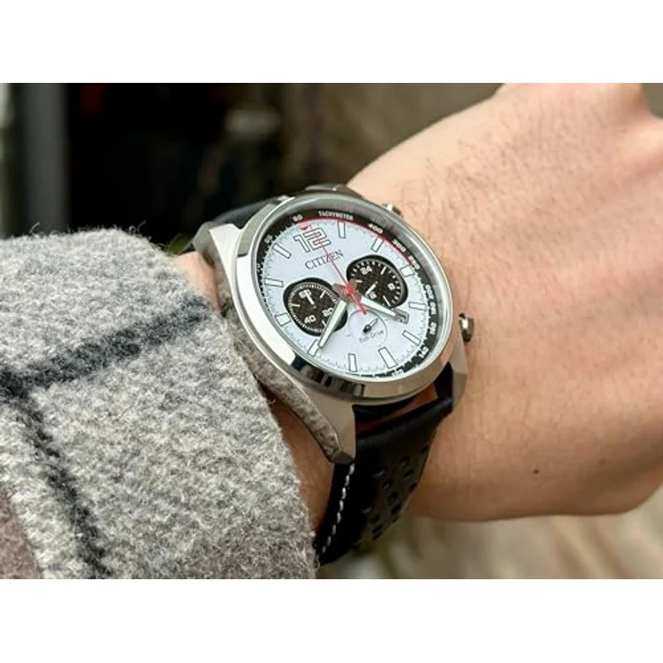 Citizen CA4640-09A Herrenuhr Eco-Drive Chronograph mit schwarzem Lederarmband, 270 Tage Gangreserve, Stoppuhr und 10 bar Wasserdichtigkeit – Bild 5