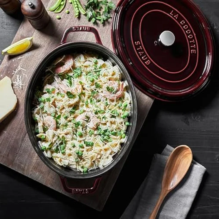 Staub 1103187 Cocotte-Bräter, oval mit Deckel 31 cm, 5,5 L, mit mattschwarzer lierung im Inneren des Topfes, grenadine – Bild 7