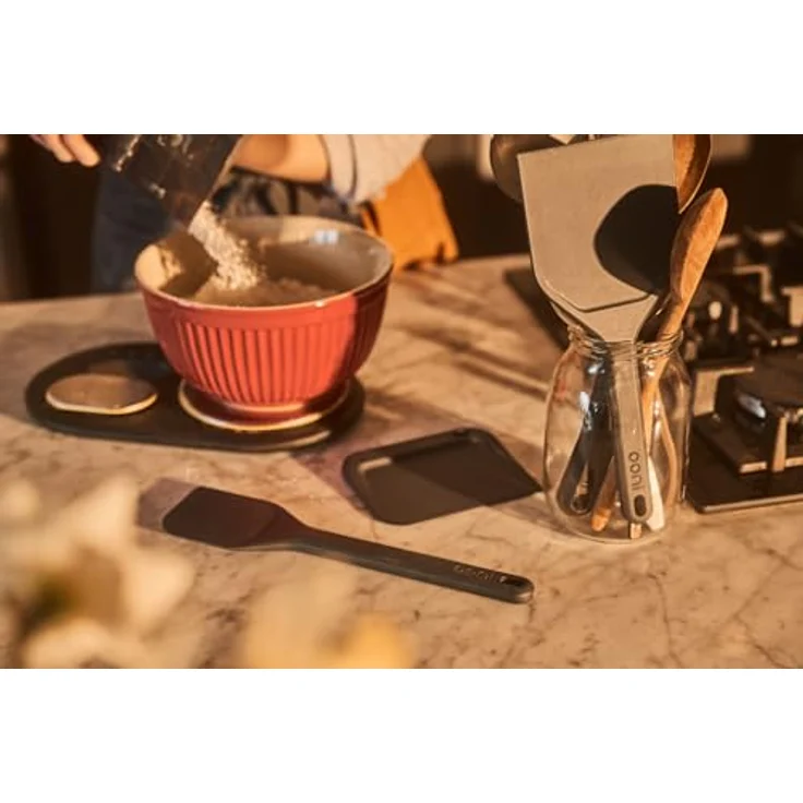 Ooni Teigwerkzeug-Set 3pcs, Professionelle Backutensilien mit Pizza Spachtel, Flexibler Teigschaber und Robuster Teigkarte, aus 100 % recycelbaren Materialien – Bild 3