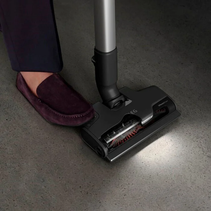 AEG AP81B25ÖKO Ultimate 8000 Handstaubsauger, 60 min Akkubetrieb, Akkuwechsel-Option, Ebony Black – Bild 4