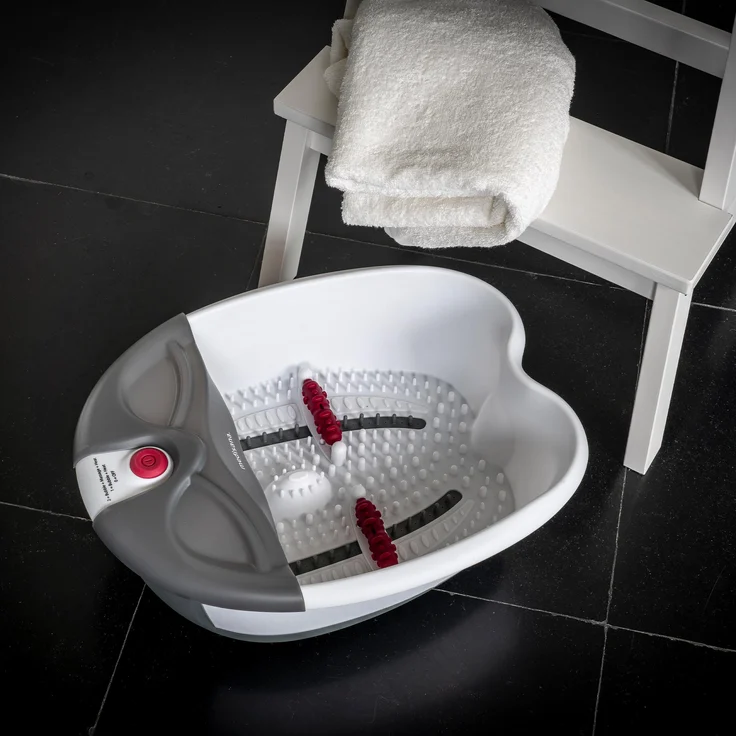 medisana FS 300 Fußsprudelbad mit Fußreflexzonenmassage, elektrisches Fußbad, Warmhaltefunktion, Fußbad mit Massage und Heizung, für große Füße und eine angenehme Fußmassage – Bild 3