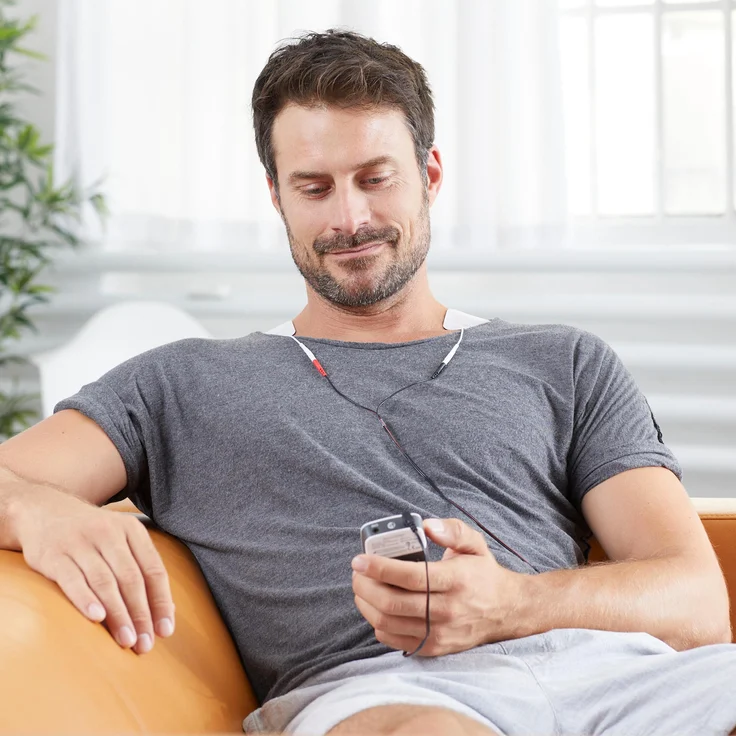 medisana TENS Gerät, EMS Reizstromgerät mit 60 Programmen professionelles Elektrotherapiegerät Muskelentspannung und Schmerzlinderung an Rücken, Nacken, Schultern, Bauch, Hüfte mit 4 Elektrodenpads – Bild 3