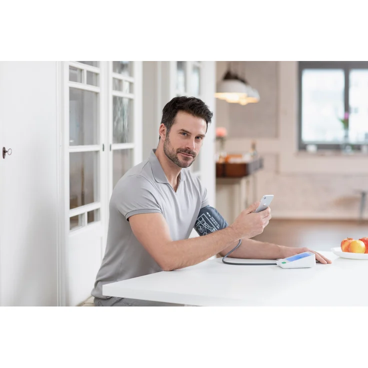 medisana BU 584 connect Oberarm-Blutdruckmessgerät, präzise Blutdruck und Pulsmessung mit Speicherfunktion und Bluetooth-App, Anzeige eines unregelmäßigen Herzschlags mit großer Manschette 23-43 cm – Bild 6