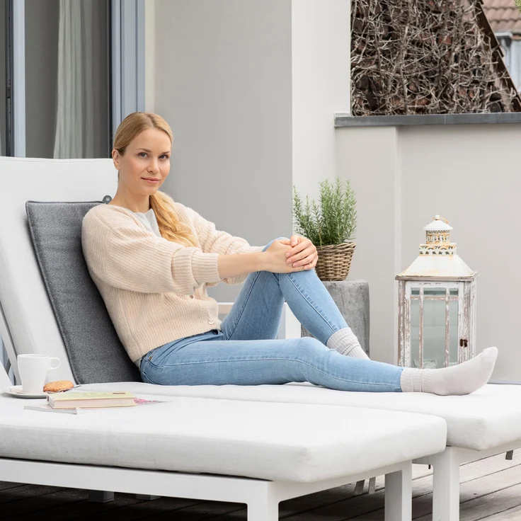 medisana OL 750 Heizkissen mit Wärmefunktion, Wärmekissen für den Einsatz im Freien bei kühlem Wetter, 3 Temperaturstufen mit weicher Filz-Oberfläche – Bild 2