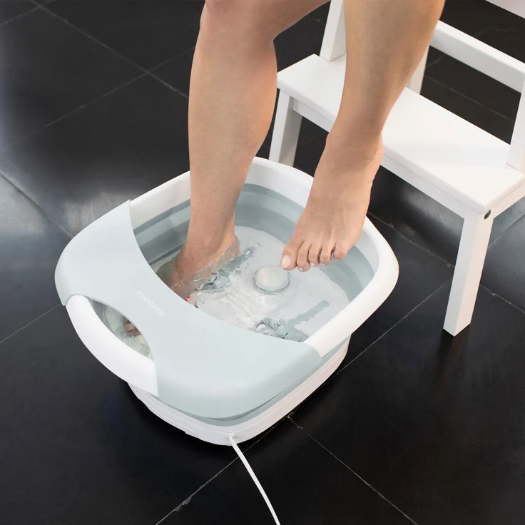 medisana FS 886 Fußbad mit Massagefunktion Fußbadewanne Wärmefunktion faltbares und elektrisches Fußbad Wanne bis Schuhgröße 45 – Bild 3