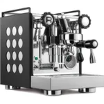 Rocket Appartamento Nero Siebträgermaschine Espressomaschine, Zweikreiser, 1,8 l Kessel, mit Drehrädern, schwarz-weiß