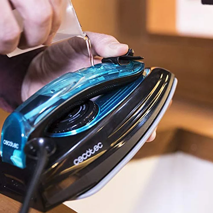 Cecotec Dampfbügeleisen GoForce 8000 Folding Titanium für Reisen,1200 W, Filter-System, 53 g/min Dampfausstoß,15 g/min durchgängige Dämpfung, 60 ml Wassertank, Titan-Slide-Sohle, Schwarz-Türkis (GoForce 8000) – Bild 4