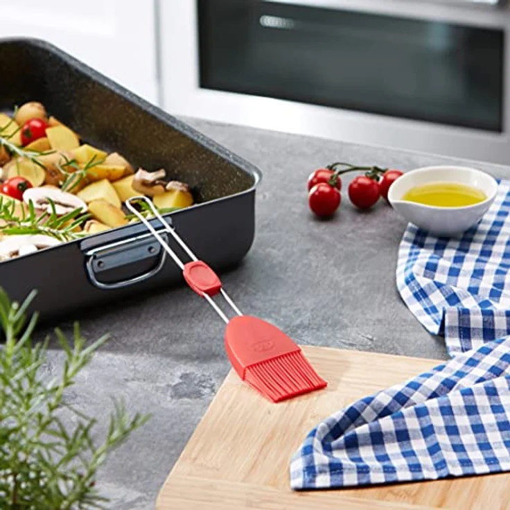 Dr. Oetker Silikon-Backpinsel Flexxibel, Küchen-Pinsel mit Silikon-Borsten, hochwertiger Bratpinsel aus Platinsilikon - hitzebeständig bis 230 Grad (Borstenbreite: 5 cm), Menge: 1 Stück – Bild 3
