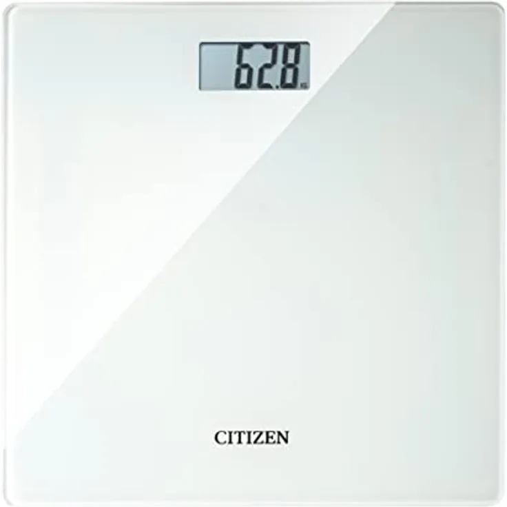 CITIZEN HMS324 Weiße/schwarze digitale Körperwaage. Schlankes Design, vergleichbar mit früheren Messergebnissen, schlankes Design mit sofortiger Gewichtsmessung, LCD-Display und Hartglas