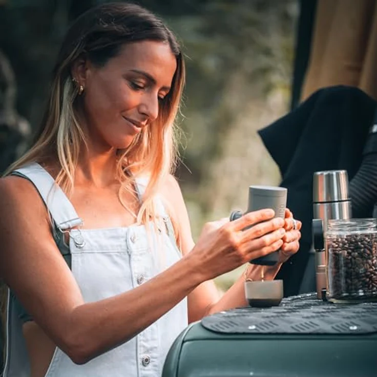 WACACO Minipresso GR2, Espressomaschine für den Außenbereich, Manuell betrieben, 18 Bar, Ultra-klein für Reisen, Grün – Bild 4