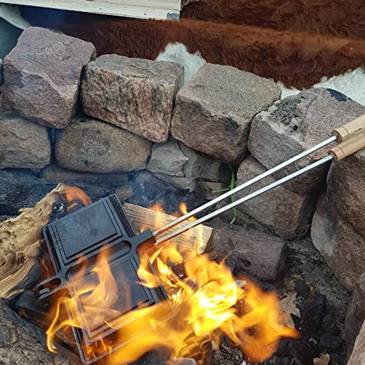 BBQ-Toro Sandwichmaker Waffeleisen, rechteckige Doppelform aus Gusseisen, bereits eingebrannt mit ergonomischen Holzgriffen – Bild 2