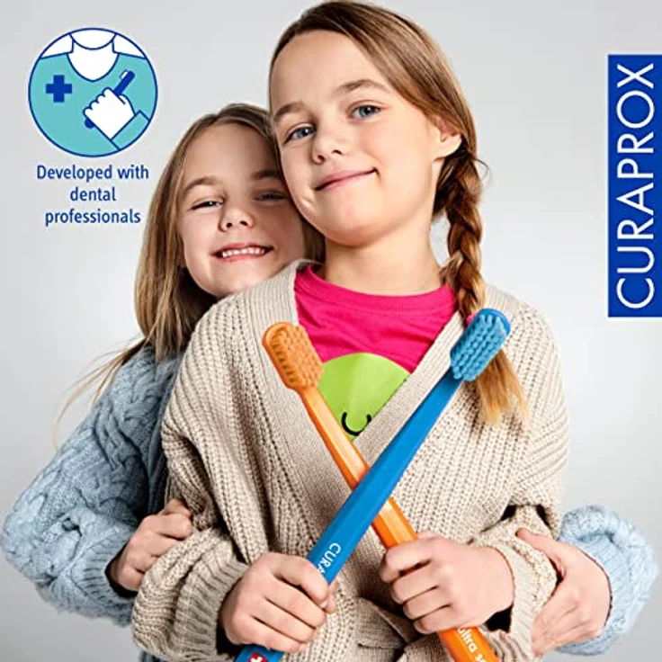 Curaprox CS Kids Toothbrush Ultra Soft CUREN Bristles Small Brush Head Random Color, Kinderzahnbürste mit sanfter Reinigung und lustigem Design – Bild 4