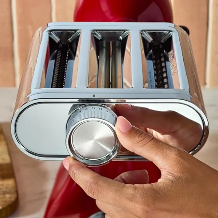KitchenAid 5KSM3MPA, Metall 3-teiliges Nudelroller und Schneider Set, mit Nudelwalze, Spaghettischneider und Fettuccine Cutter, Edelstahl, für KitchenAid Standmixer – Bild 4