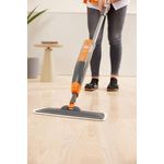 Loba Spray Mop Set, schnelle und einfache Bodenreinigung für Holzfußböden