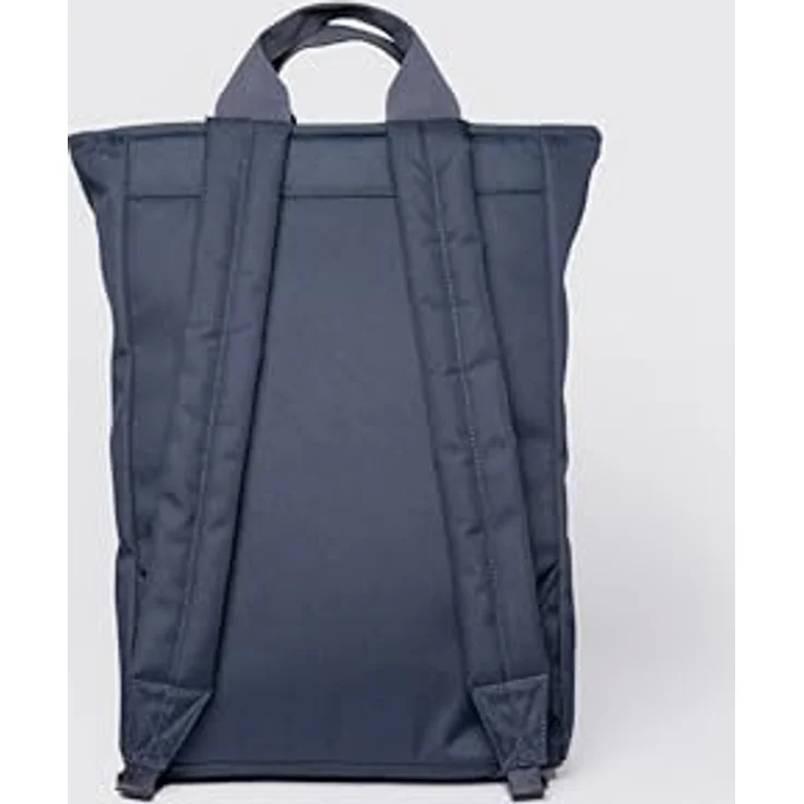 Sandqvist GROUND 2-Way Bag, Rucksack aus recyceltem Polyester mit Laptopfach für 16“ und wasserabweisend, schwarz – Bild 3