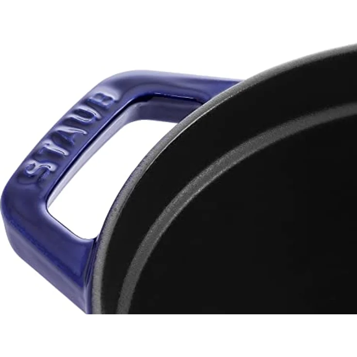 Staub 1103191 Cocotte-Bräter, oval mit Deckel 31 cm, 5,5 L, mit mattschwarzer lierung im Inneren des Topfes, dunkelblau – Bild 3