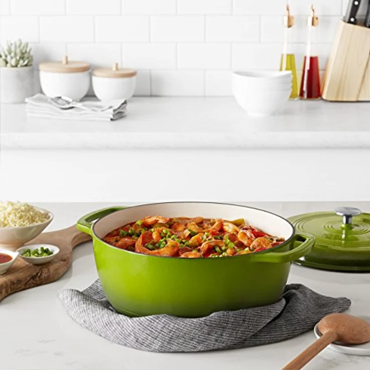 Amazon Basics Rund Schmortopf aus emailliertem Gusseisen, mit Deckel, 7 L, Grün – Bild 5