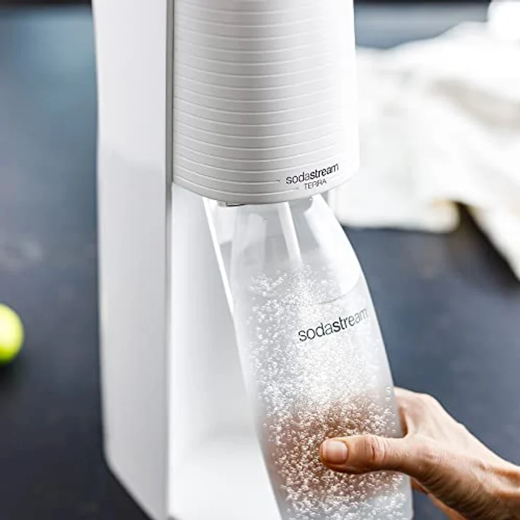 SodaStream Wassersprudler Terra White Value Pack x2 mit 2 geschmolzenen Flaschen, spülmaschinenfest, 1 Liter und 1 CO2-Zylinder Quick Connect zum Gasieren von bis zu 60 l, 2270215, Weiß Matt – Bild 5