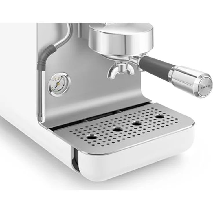 Smeg EMC02WHMEU Minipro-Espressomaschine, Plastic mit schnellem Aufheizen und leistungsstarker 15-Bar-Pumpe – Bild 5