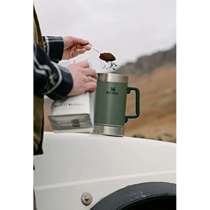 Stanley Classic Stay Hot French Press Kaffeepresse aus Edelstahl in der Farbe Hammertone Green 1,4l, Maße: 18,1cm x 12,4cm x 24,2cm, 675500 – Bild 5