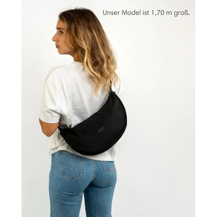 LARKSON Solveig Medium Crossbody Bag, wasserabweisende Umhängetasche im Halbmond Design für Damen und Herren, schwarz – Bild 3