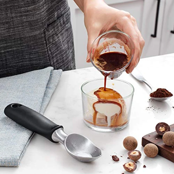 OXO Good Grips Mini-Messbecher mit schräger Skala, 60 ml – Bild 4
