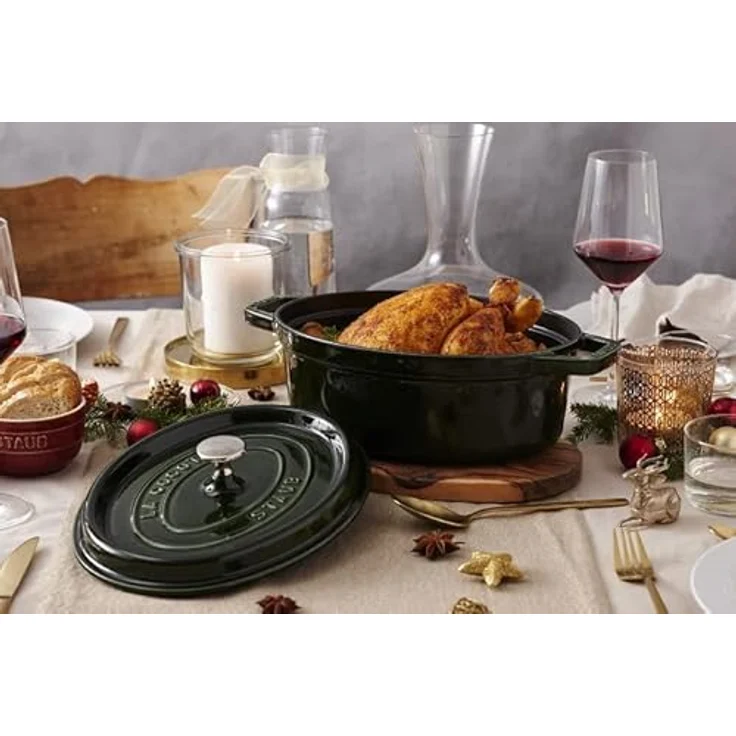 Staub 1103185 Cocotte-Bräter, oval mit Deckel 31 cm, 5,5 L, mit mattschwarzer lierung im Inneren des Topfes, basilikumgrün – Bild 9
