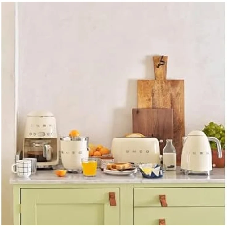 Smeg CJF11CREU Zitruspresse Creme – Bild 5