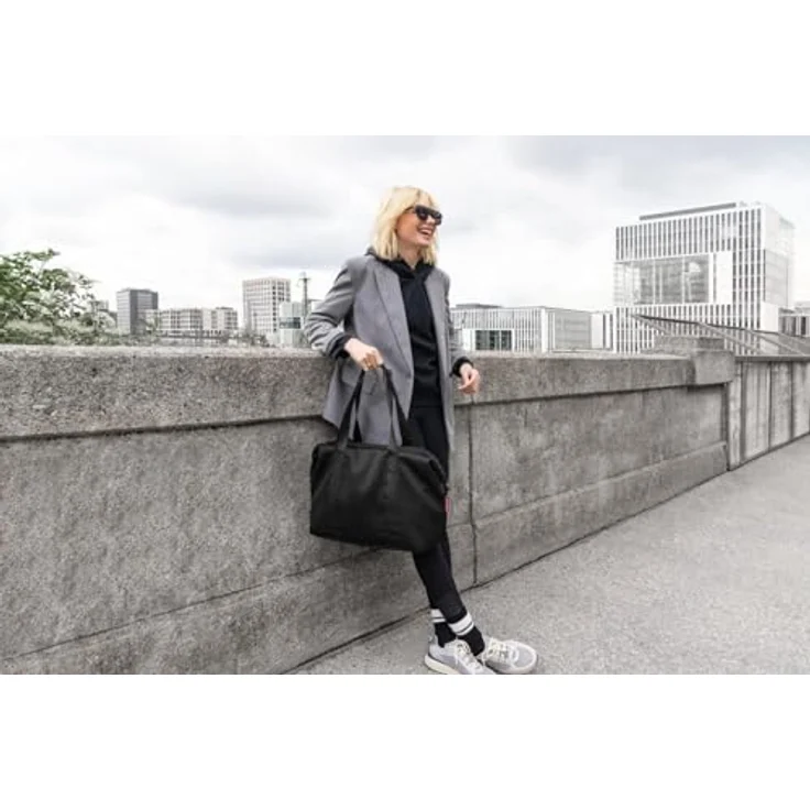 reisenthel Extralite Weekender M, Einkaufstasche aus strapazierfähigem Netzgewebe, 28 l Volumen, Mesh Black – Bild 8