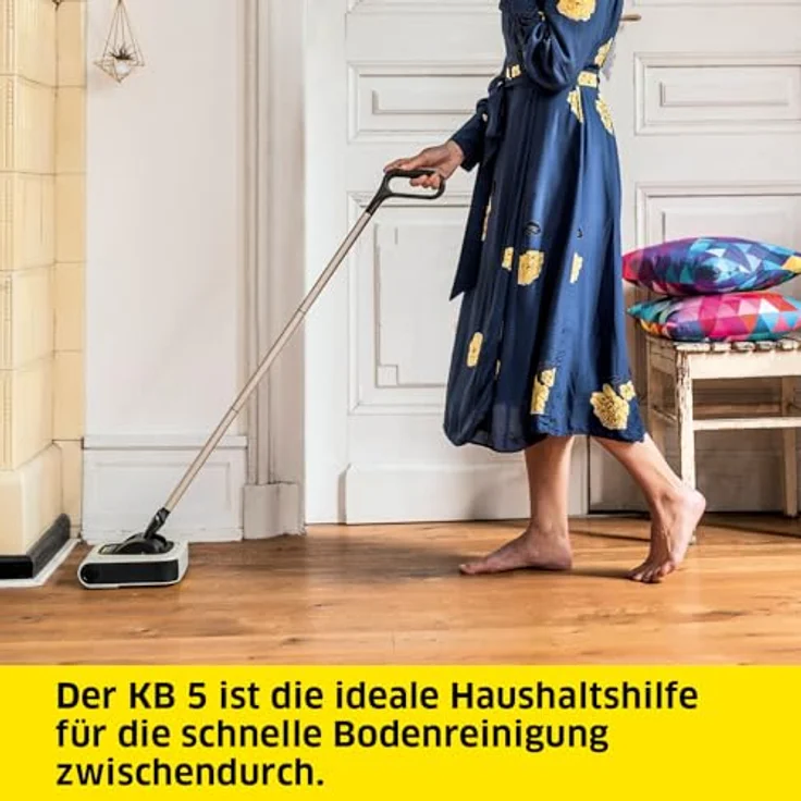 Kärcher Akku-Besen KB 5, elektrischer Besen für die schnelle Bodenreinigung, Lithium-Ionen-Akku, Akkulaufzeit: bis zu 30 min, Schmutzbehälter: 370 ml, flexibles Doppelgelenk, intuitive Bedienung – Bild 2