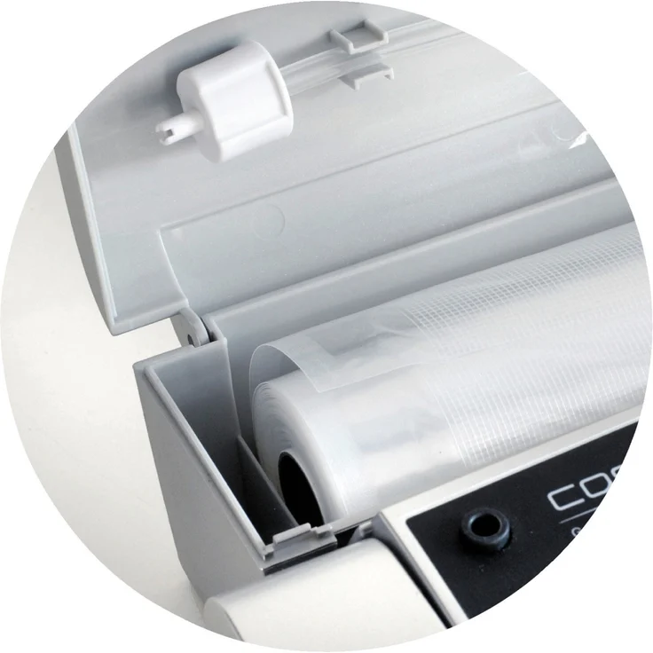 Caso VC300 Vakuumierer, 120W, Vakuumiergerät, Lebensmittel 8x länger frisch, doppelte Schweißnaht, regulierbare Vakuumstärke, inkl. Folienbox, Cutter, 2 Profi-Folienrollen, Schlauch für Vakuumbehälter, Kunststoff, silber – Bild 3