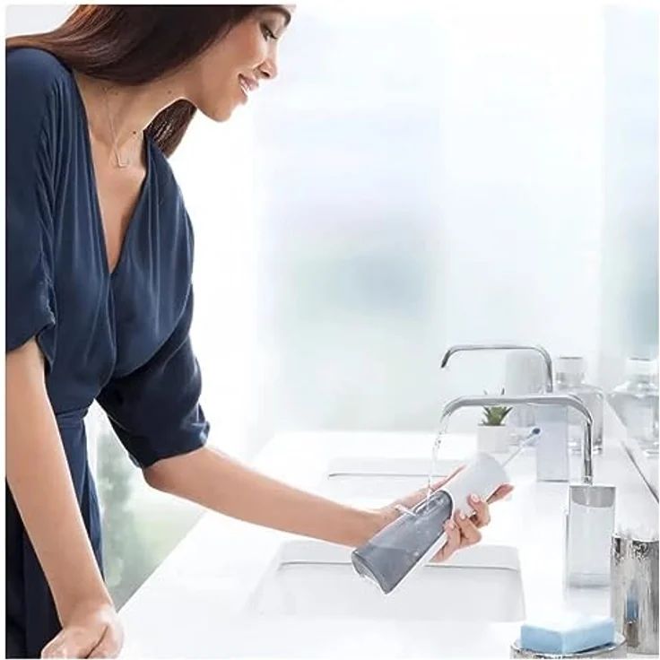 Oral-B AquaCare 6 Kabellose Munddusche, 3 Ersatzdüsen, Zahnzwischenraumreiniger, sanfte Zahnreinigung & gesündes Zahnfleisch, Oxyjet-Technologie, 3 Modi für Zahnpflege, Geschenk Mann/Frau, weiß/grau – Bild 2