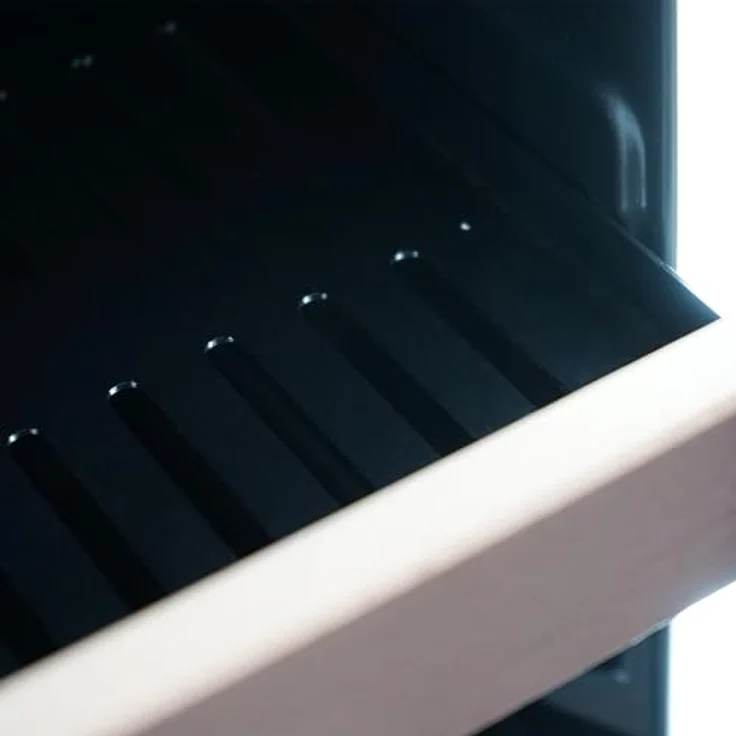 Caso WineComfort 126, Eleganter Weinkühlschrank für 122 Flaschen, 2 Zonen (5–20 °C), leise Kompressortechnik, UV-Schutzglas, LED-Touch-Display, freistehend & einbaufähig, schwarz – Bild 5